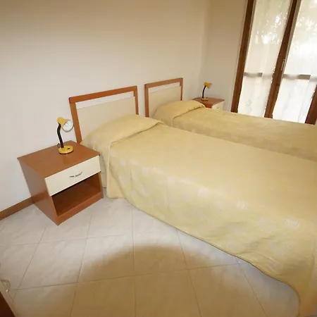 Semesterbostad Palazzina Troiani *